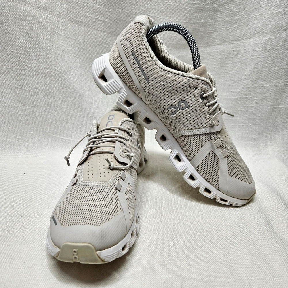 On Cloud 5 Running Shoes Women 9 Sand Beige CloudTec Sneakers Lightweight Travel